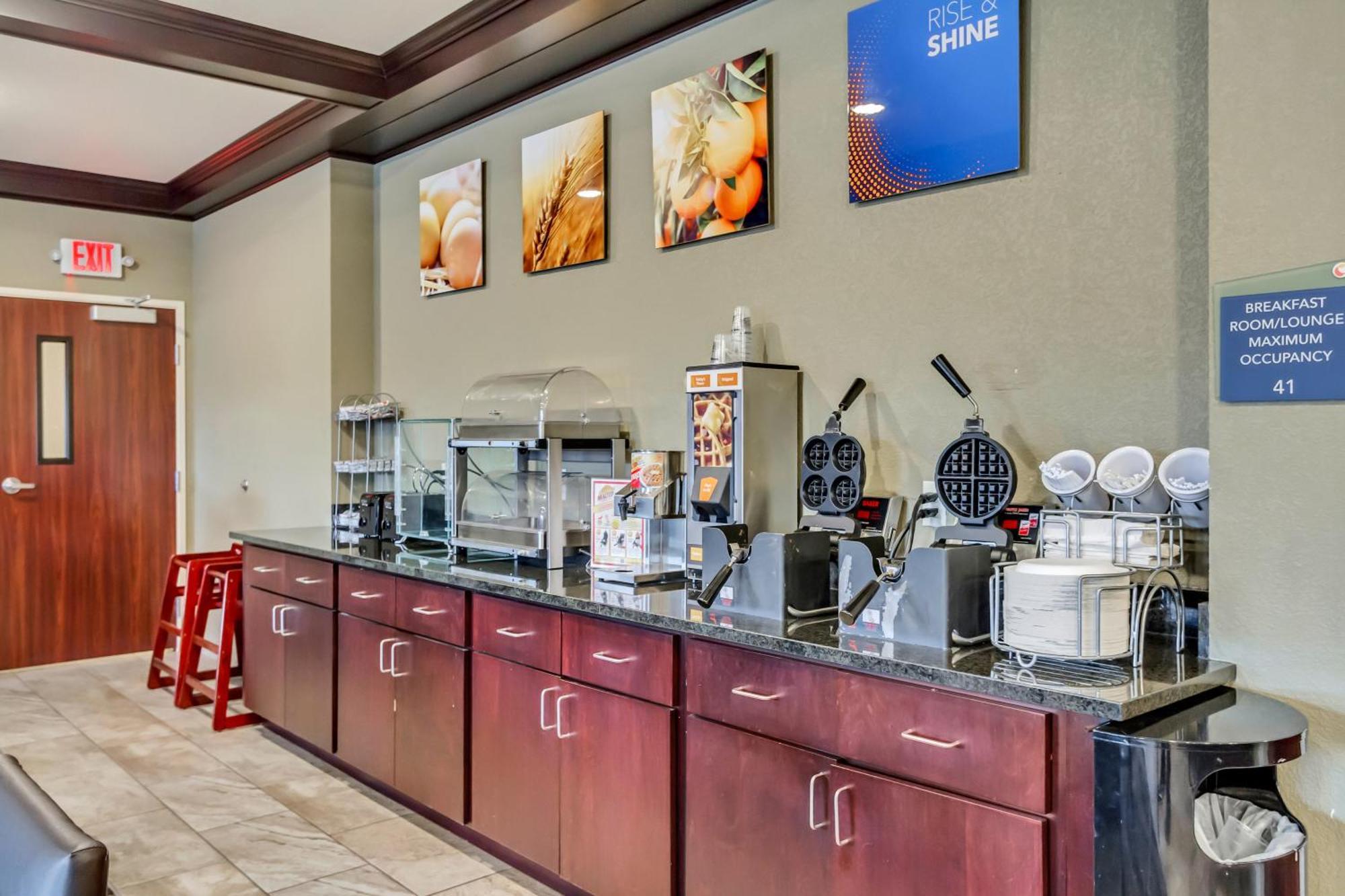Comfort Inn & Suites Morgan - South Ogden Екстериор снимка